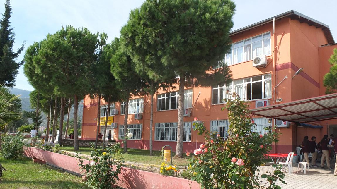 Finike Gıyaseddin Keyhüsrev Anadolu Lisesi Fotoğrafı